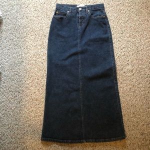 Gap Vintage Y2K low-rise denim maxi skirt